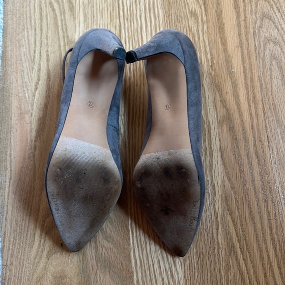 Kelly & Katie Women’s Gray Suede Stiletto Heel Pointed Toe, Size 7.5 - Picture 3 of 6
